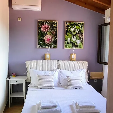 펜션 Filanthi's Retreat In Mani's Nature Krini (Peloponnese)