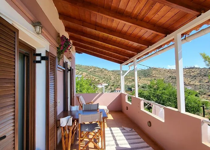 Filanthi's Retreat In Mani's Nature