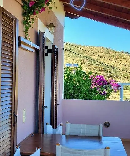 Сasa de vacaciones Filanthi's Retreat In Mani's Nature Krini (Peloponnese)