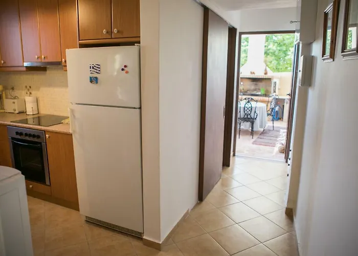 Filanthi's Retreat In Mani's Nature *